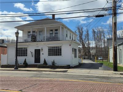 230 County Road, Barrington, RI 02806, USA