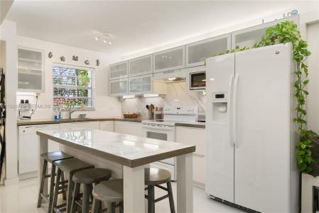 300 Ocean Dr 26, Key Largo, Florida 33037, USA