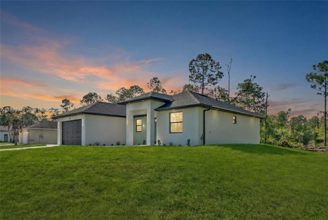 2102 E 13th St, Lehigh Acres, 플로리다 33972, 미국