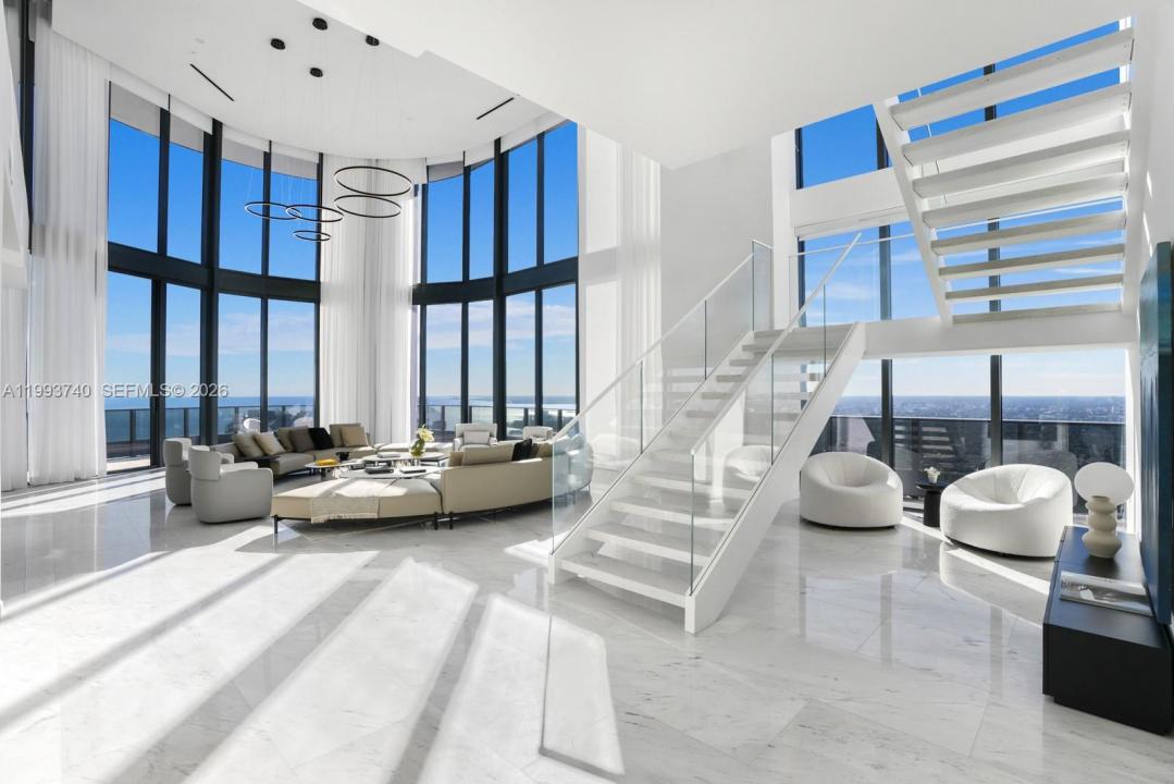 1000 Brickell Plz UPH6202, Miami, Florida 33131, Stati Uniti