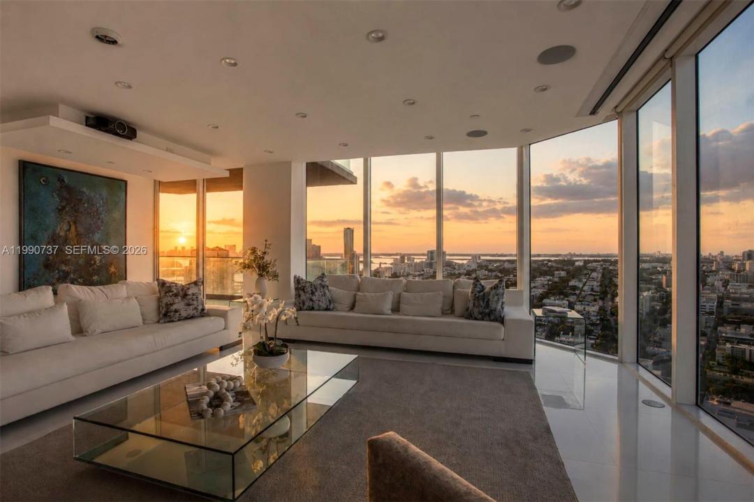 300 S Pointe Dr 3405, Miami Beach, Floride 33139, États-Unis