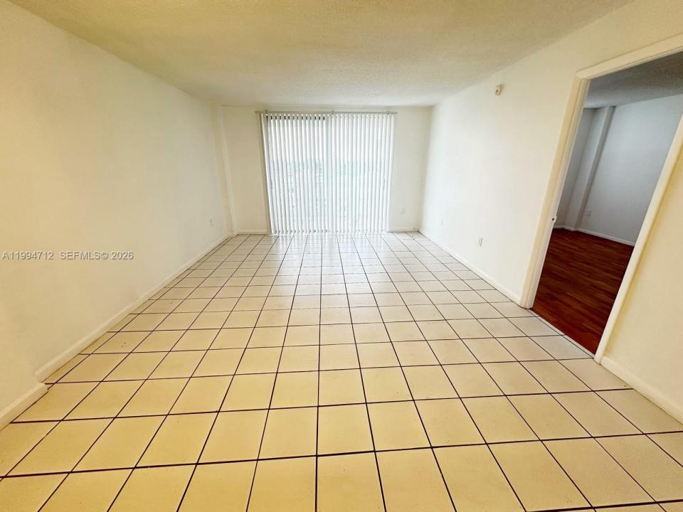 15600 NW 7th Ave 606, Miami, Florida 33169, Stati Uniti