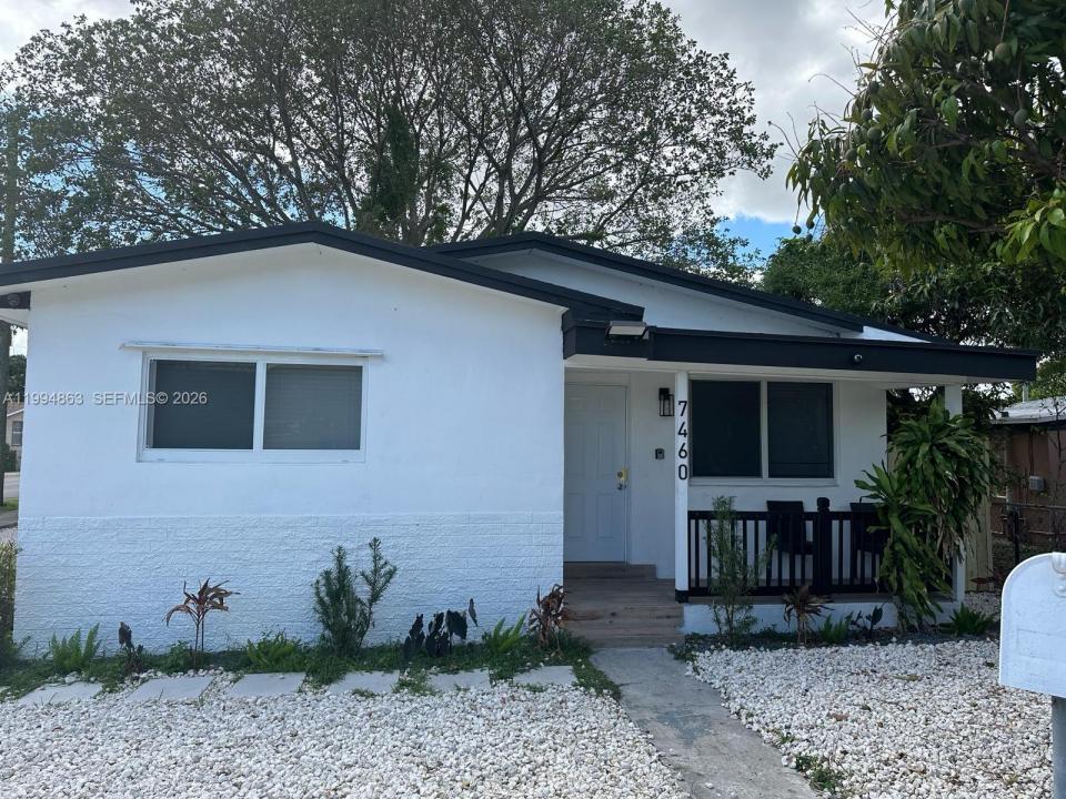 7460 NW 17th Ave, Miami, Florida 33147, Stati Uniti