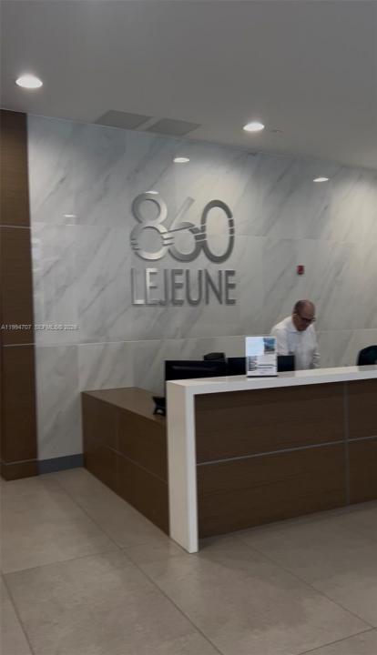 860 NW 42nd Ave 203,204,205, Miami, Floride 33126, États-Unis