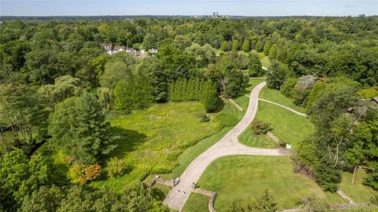 1619 Purchase Street, Harrison, New York 10577, États-Unis