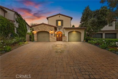 VIEW TERRACE, Irvine, Калифорния 92603, Соединенные Штаты