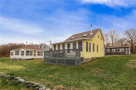 26 Pier Road, Portsmouth, RI 02872, USA