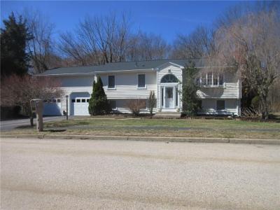 16 Sweetwater Drive, Coventry, RI 02816, USA