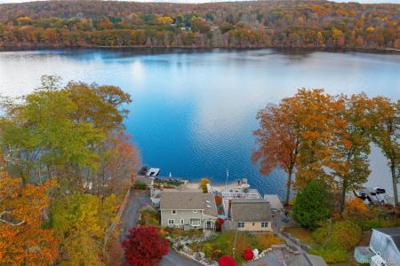 70 Lakeview Drive, Pawling, Nowy Jork 12531, USA