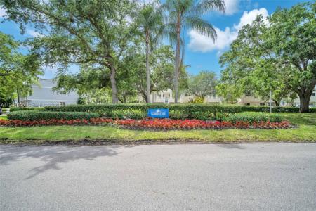 3437 NW 44th St 107, Oakland Park, Florida 33309, USA