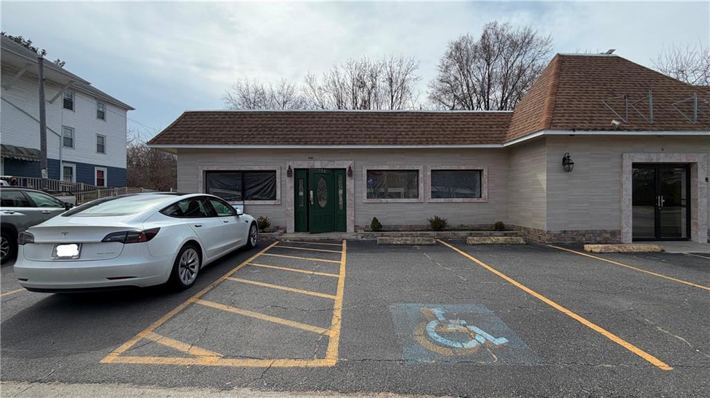 754 front Street, Woonsocket, Rhode Island 02895, États-Unis