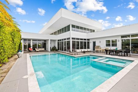 16758 Natures Way, Weston, Florida 33326