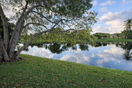 3700 NW 27th Street, Lauderdale Lakes, Florida, Stati Uniti