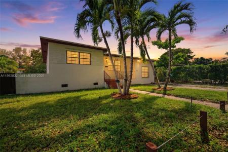 6336 SW 9th St, West Miami, Floride 33144, États-Unis