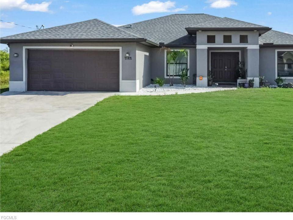 2917 SW 12th St SW Street, Lehigh Acres, Florida 33976
