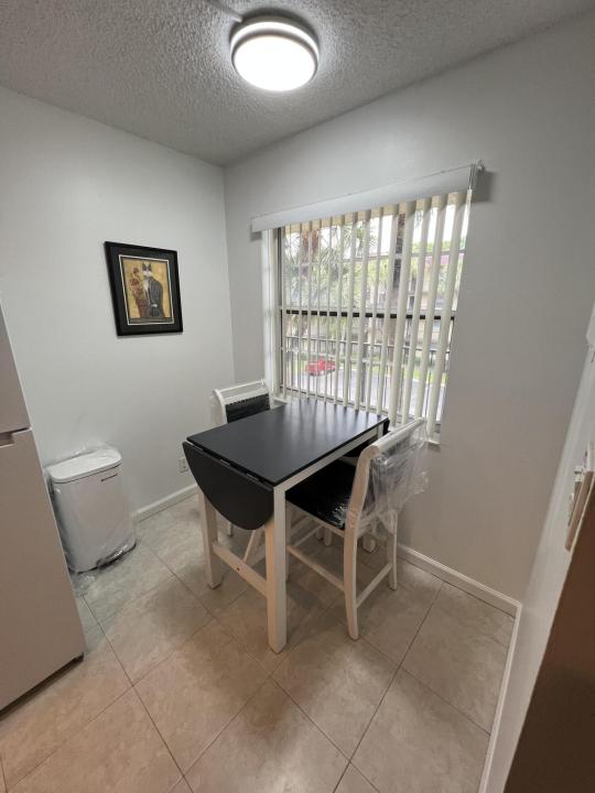 3341 NW 47th Terrace 301, Lauderdale Lakes, Florida 33319