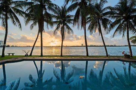 220 Bal Bay Dr, Bal Harbour, Florida 33154