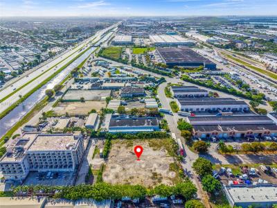 10633 NW 123rd St Rd, Medley, Floride 33178, États-Unis