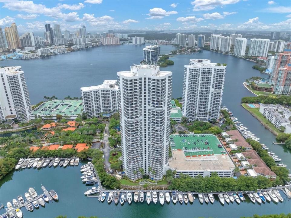 3500 Mystic Pointe Dr 3001, Aventura, Flórida 33180, Estados Unidos