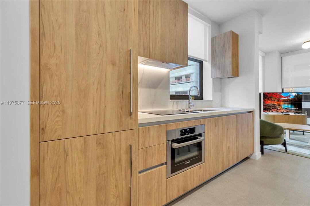 11 NE 6th St 407, Miami, Floride 33132, États-Unis