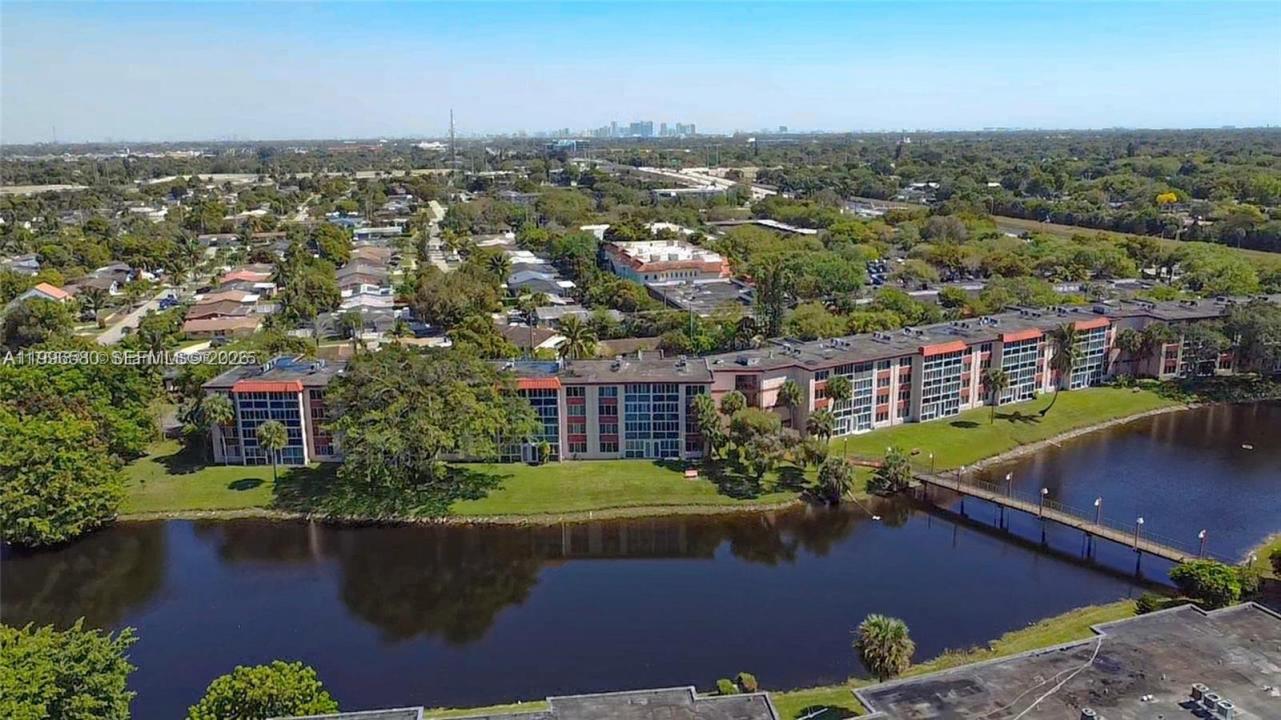 1103 NW 58th Ter 116, Sunrise, Florida 33313, Stati Uniti