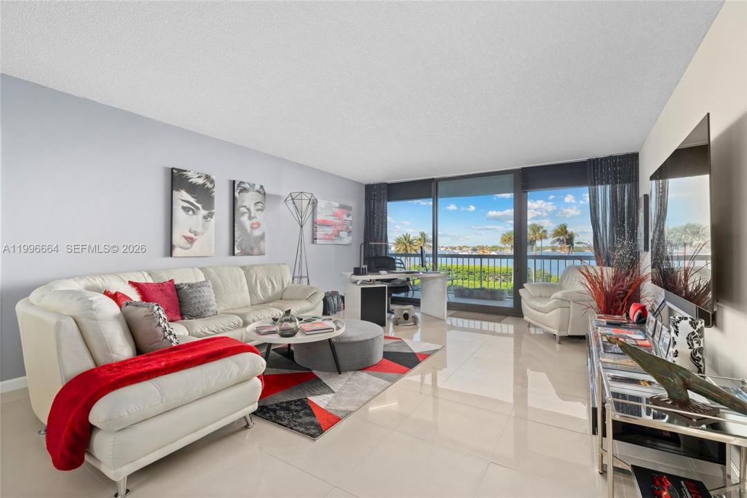 3300 S Ocean Blvd 207N, Palm Beach, Florida 33480