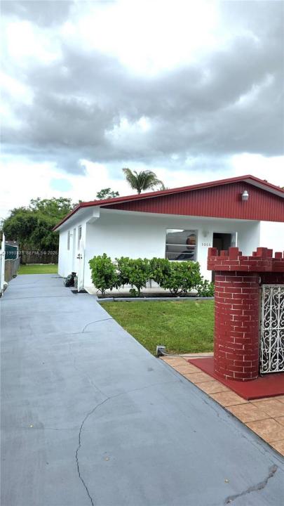 3066 NW 28th St, Miami, Florida 33142, Stati Uniti