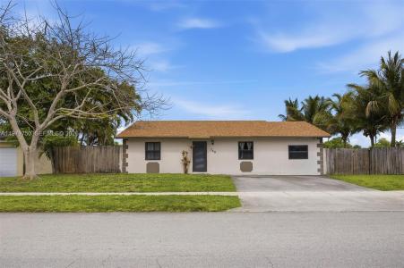 720 SW 81 Ter, North Lauderdale, Florida 33068, Estados Unidos