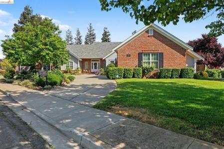 Loren Ln, Oakley, カリフォルニア 94561, アメリカ合衆国