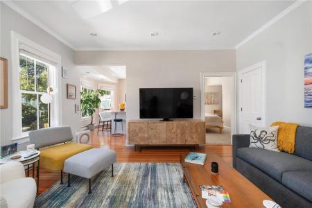 109 Church Street 3, Newport, RI 02840, USA