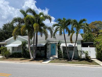 220 N 9th Ave N Avenue, Lake Worth Beach, Florida 33460