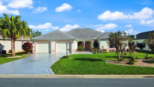 93 Palermo Place, The Villages, Florida 32159, HOA KỲ