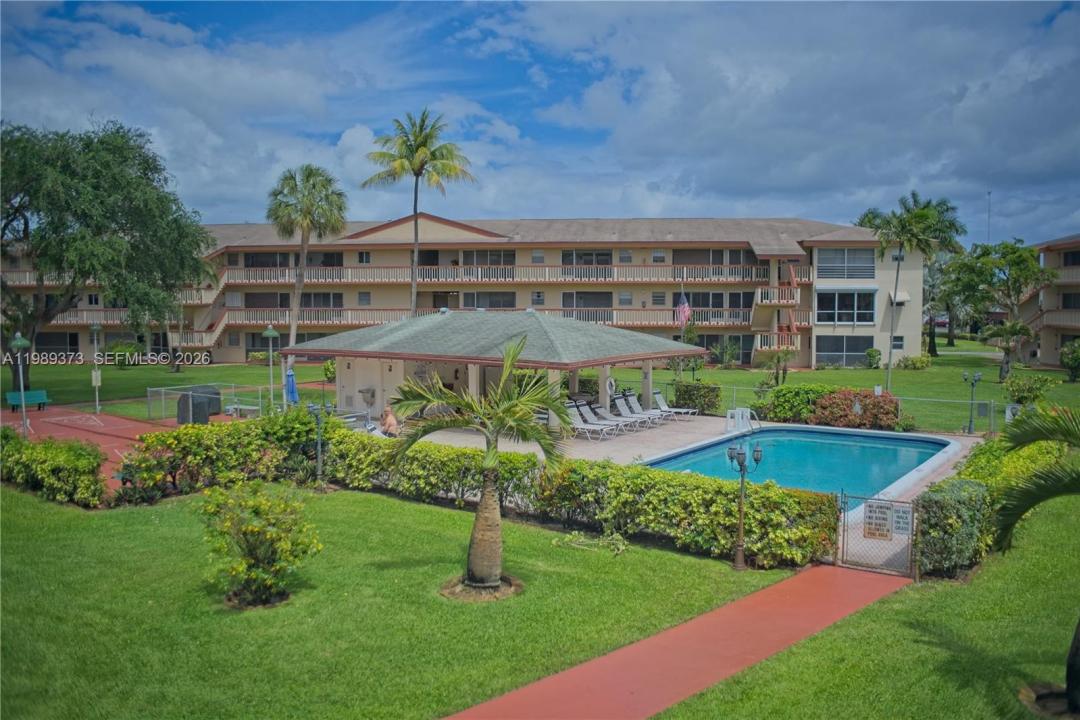5300 Washington St F215, Hollywood, Floride 33021, États-Unis