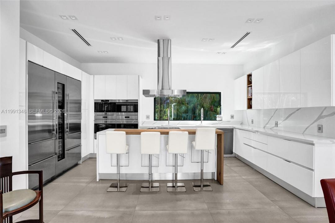2120 NE 197th Ter, Miami, Floryda 33179, USA