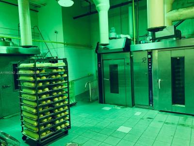 NW ave, Miami Gardens, Florida 33014, USA