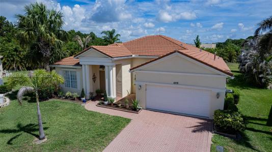 608 SW Chesapeake Ct, Port St. Lucie, Florida 34986, USA