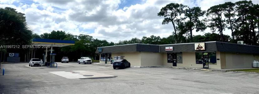 302 SW Tulip Blvd, Port St. Lucie, Florida 34953, USA