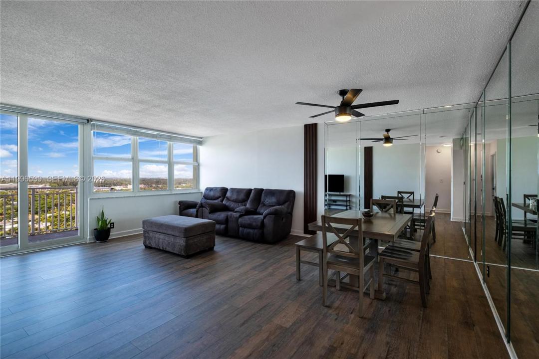 2150 Sans Souci Blvd A1607, North Miami, Floride 33181, États-Unis