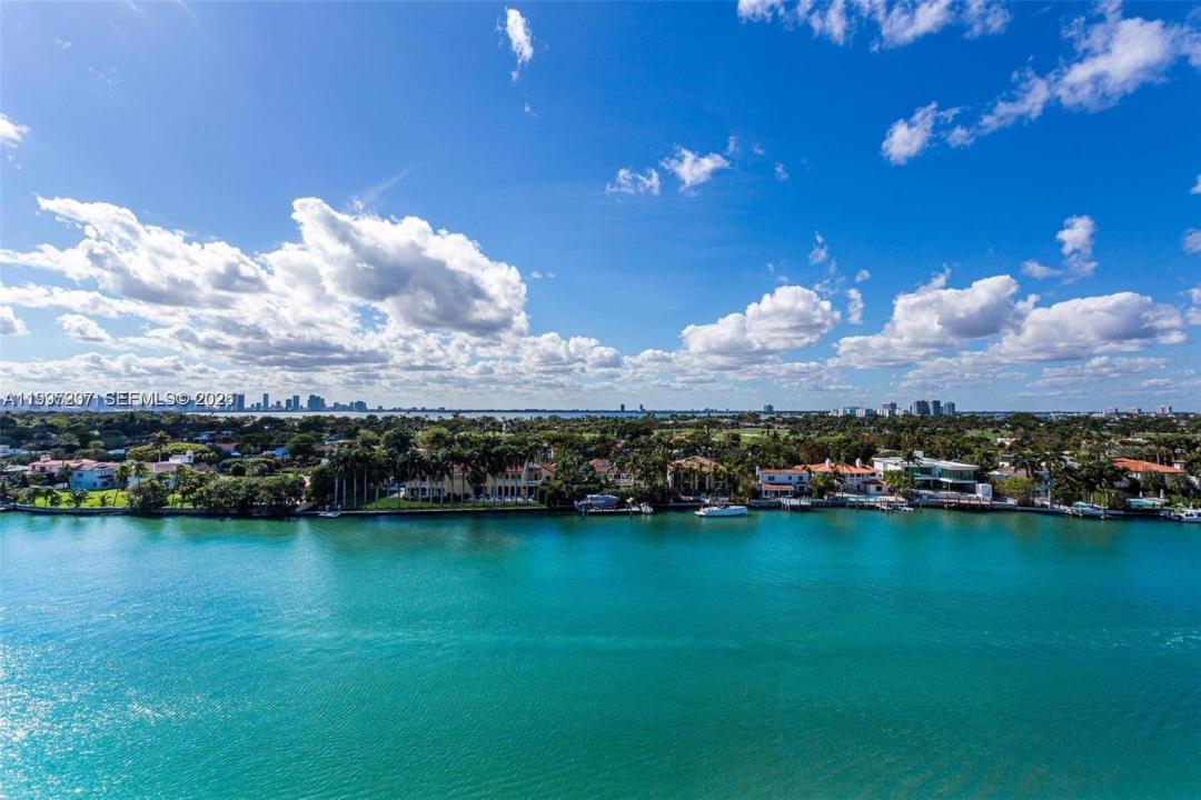 5600 Collins Ave 16N, Miami Beach, Florida 33140, USA