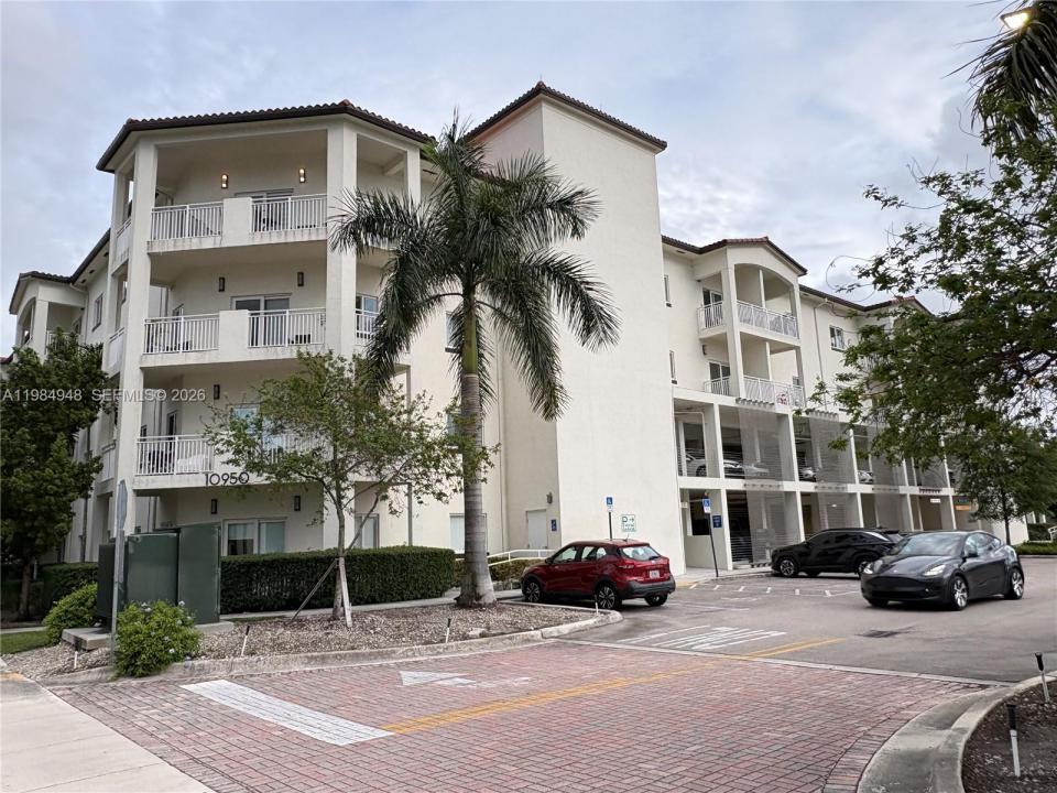 10950 NW 82nd St 319, Doral, Florida 33178, Stati Uniti