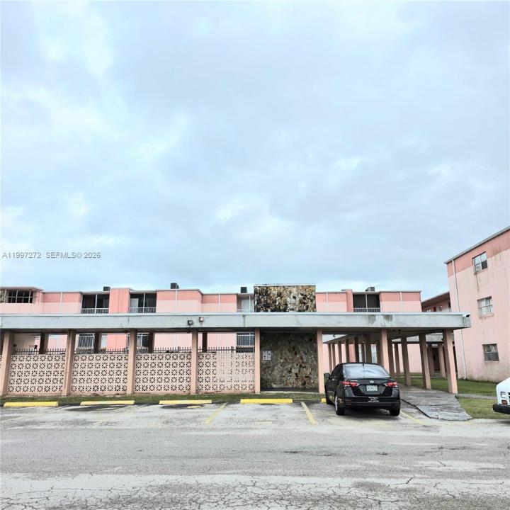 19771 SW 114th Ave 129, Miami, Florida 33157, USA
