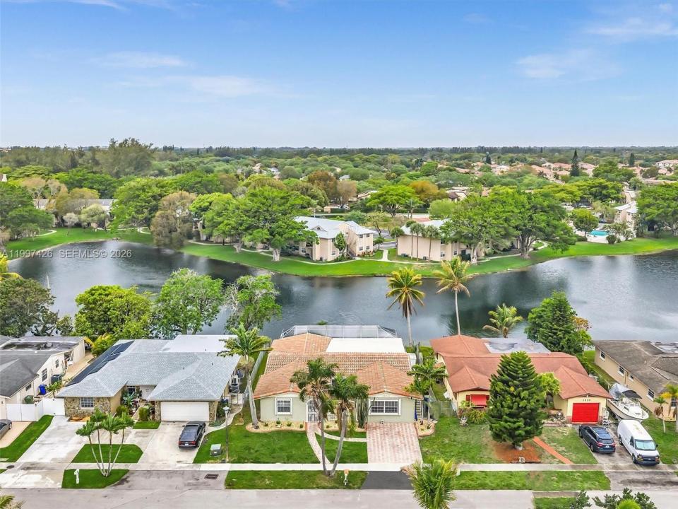 1900 NW 95th Ave, Pembroke Pines, Florida 33024, Stati Uniti