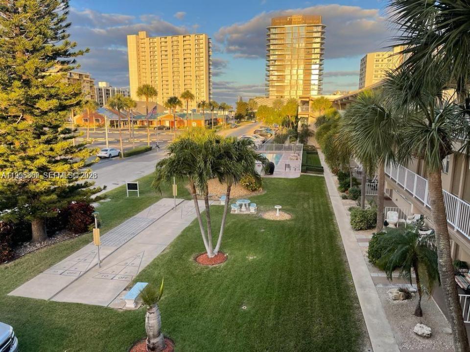 3200 NE 7th Ct 306C, Pompano Beach, Florida 33062, Stati Uniti