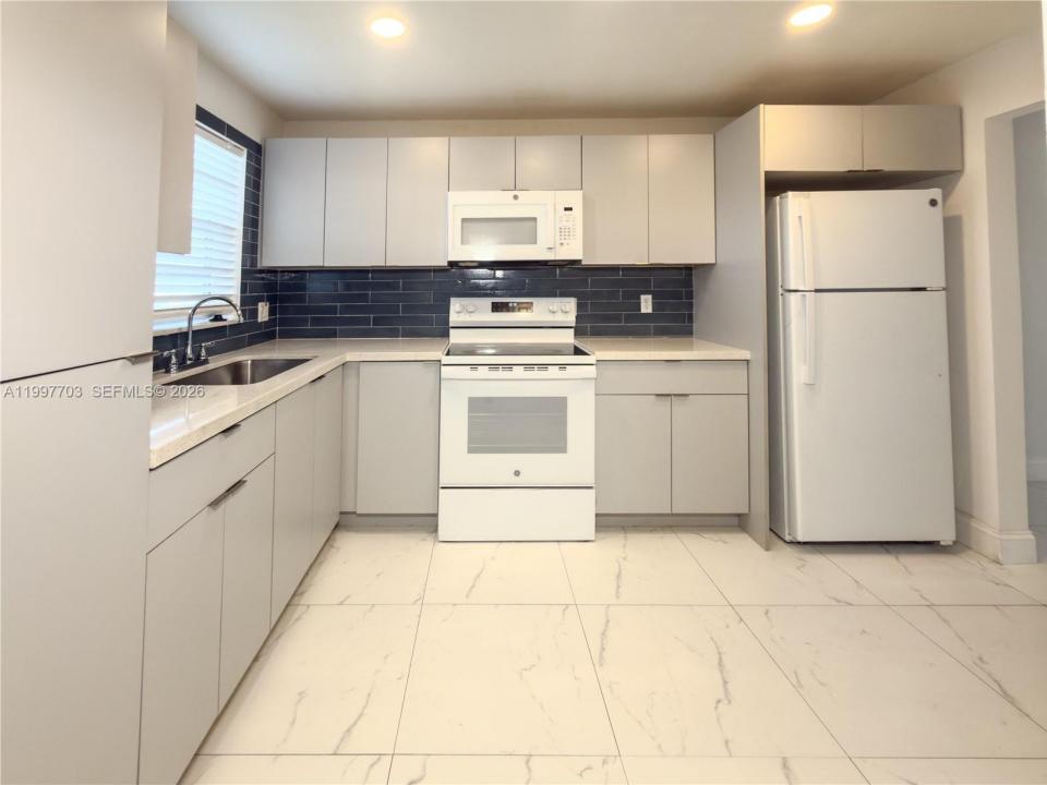 605 S State Road 7 1D, Margate, Florida 33068, Stati Uniti