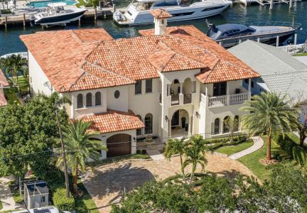 2901 NE 22nd Court, Pompano Beach, Florida 33062