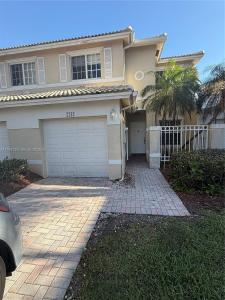 2262 NW 171st Ter, Pembroke Pines, Florida 33028, USA