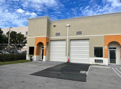 14911 SW 137th St 14911, Florida 33196, USA