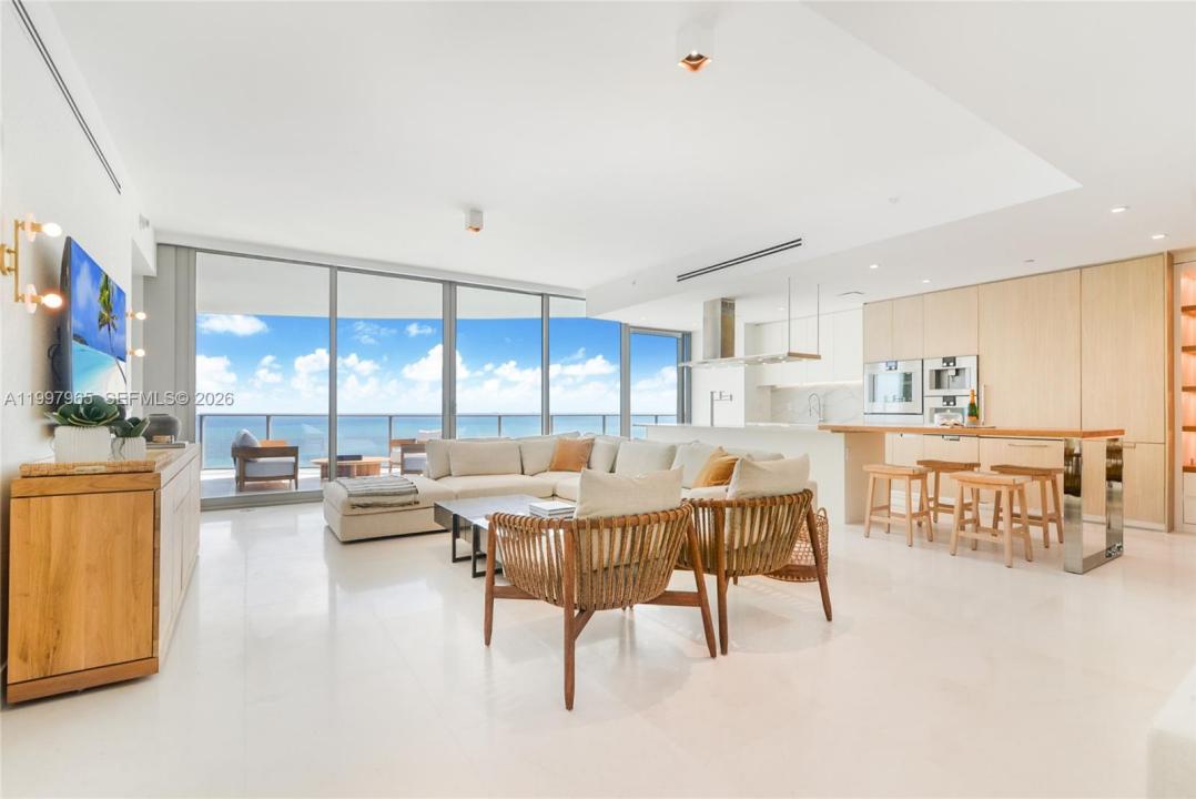 15701 Collins Ave 2302, Sunny Isles Beach, Floride 33160, États-Unis