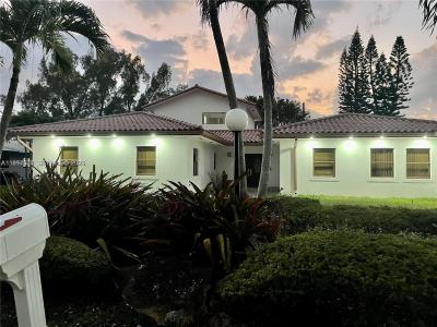 19740 W Saint Andrews Dr, Hialeah, フロリダ 33015, アメリカ合衆国