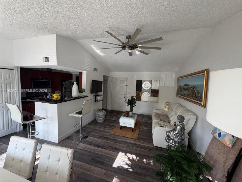 10670 SW 156th Pl 308, Miami, Florida 33196, Stati Uniti